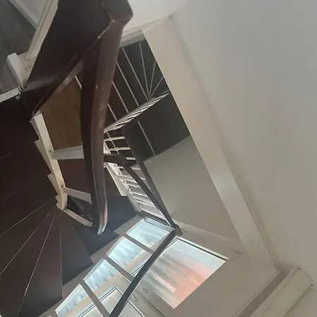 Ferienhaus 130m2 Mit Eigenem Garten *